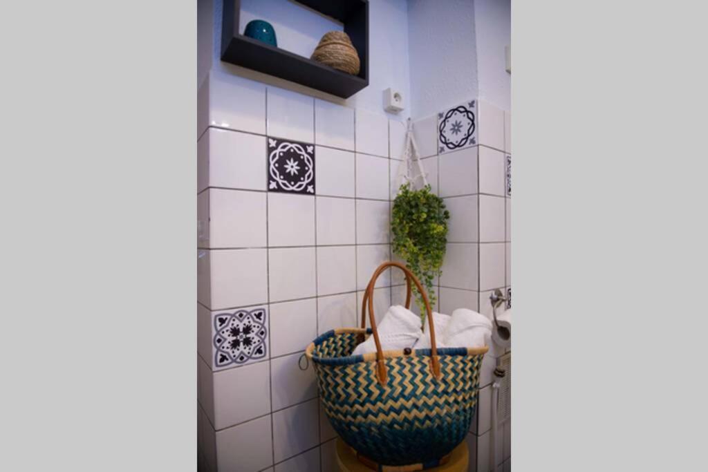 Studio Le Camaieu Tout Confort, Metz Gare Apartment Luaran gambar